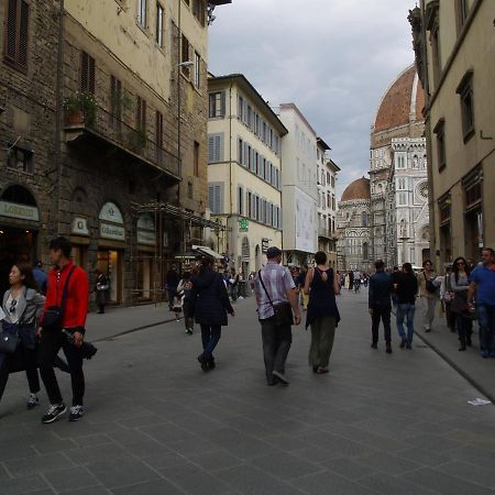 20 Passi Dal Duomo Apartment Florence Luaran gambar